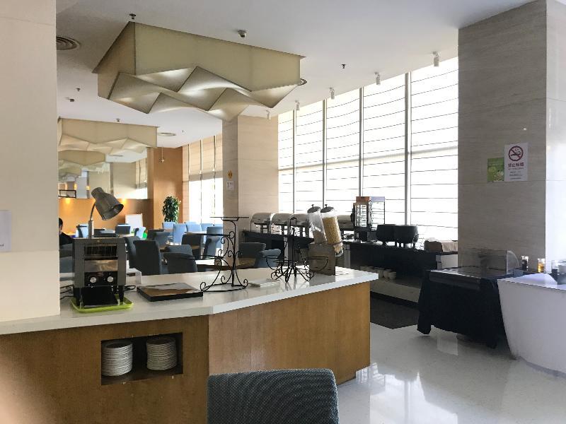 Holiday Inn Express Meilong Shanghai Eksteriør bilde