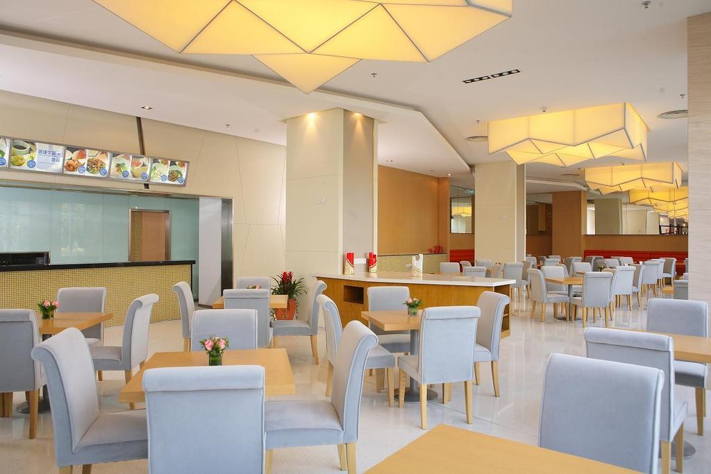 Holiday Inn Express Meilong Shanghai Restaurant bilde